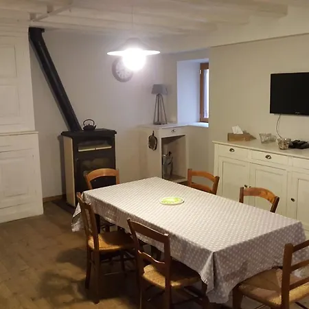 Сasa de vacaciones Maison De Montagne *
